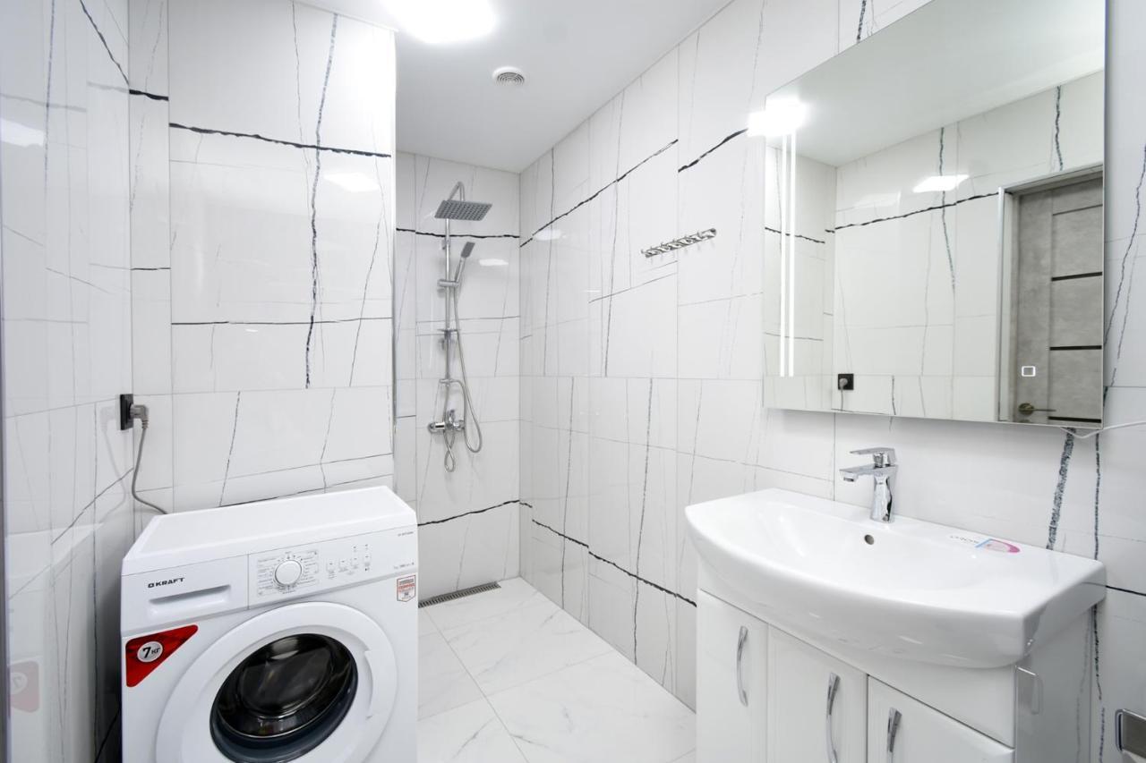 New Apartment In Yerevan City Center 외부 사진