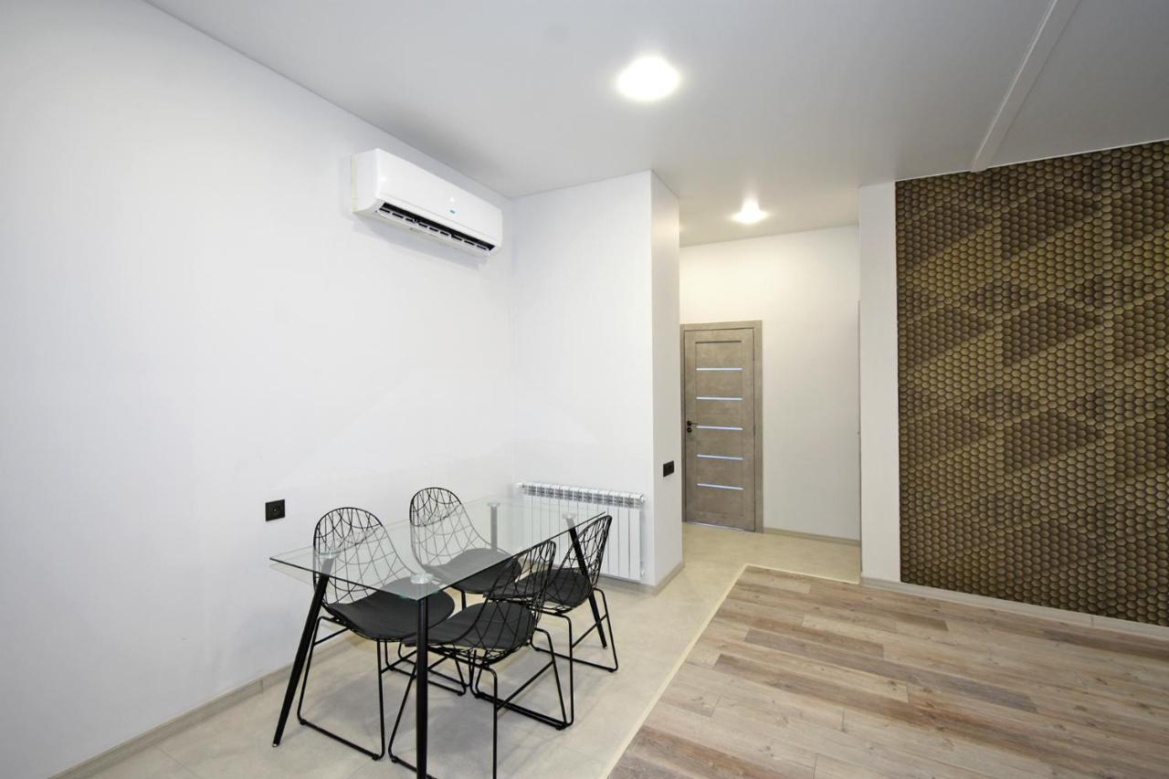 New Apartment In Yerevan City Center 외부 사진