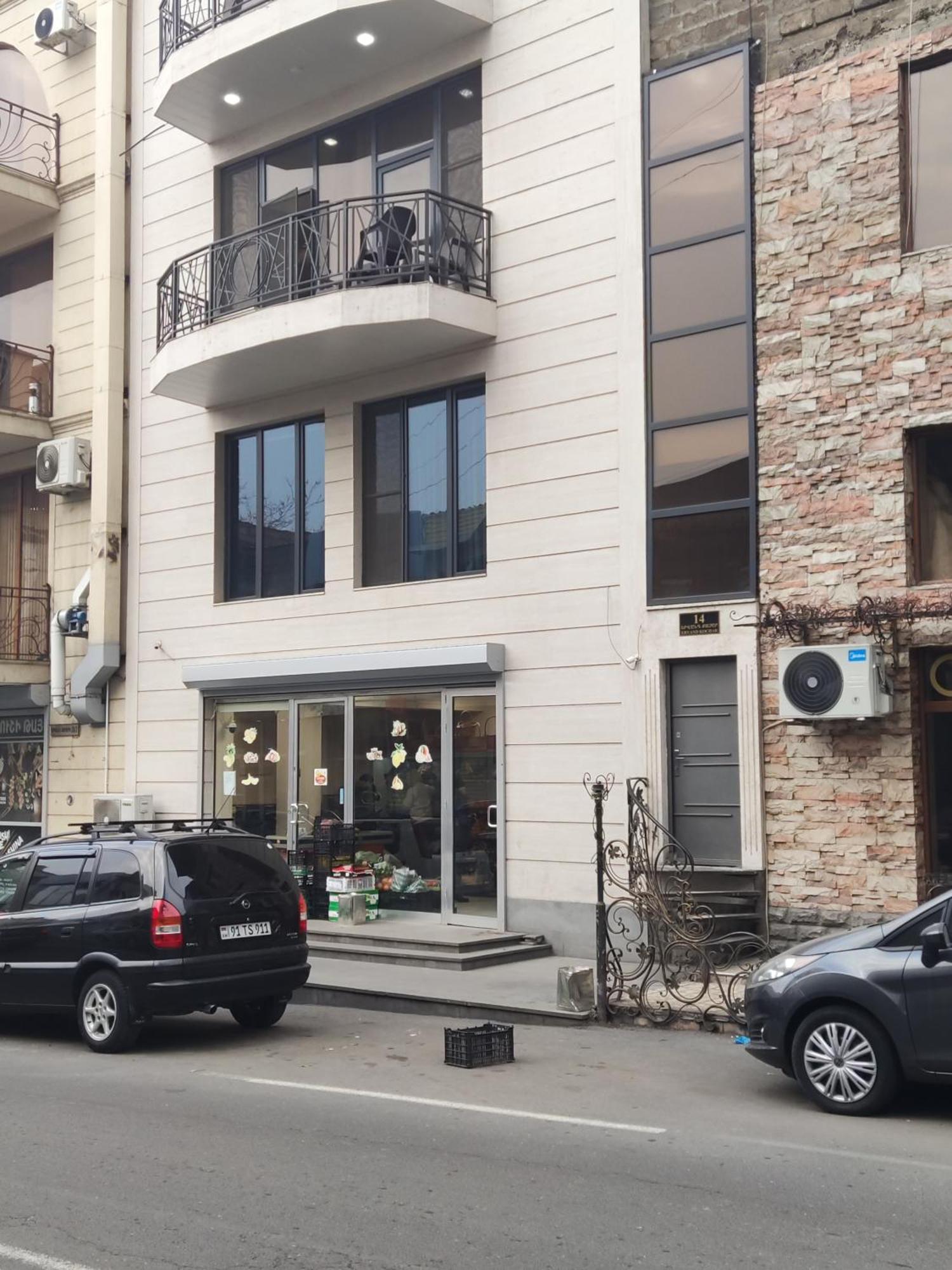 New Apartment In Yerevan City Center 외부 사진